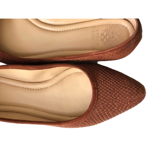 Vince Rust Camuto Snake-Embossed Pointed Toe Flats - Picture 3 of 16